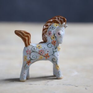 Brunette floral pony