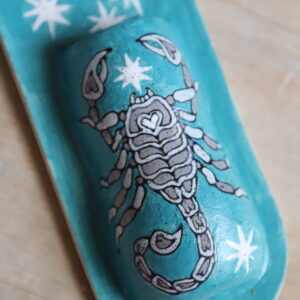 scorpion luv wall vase